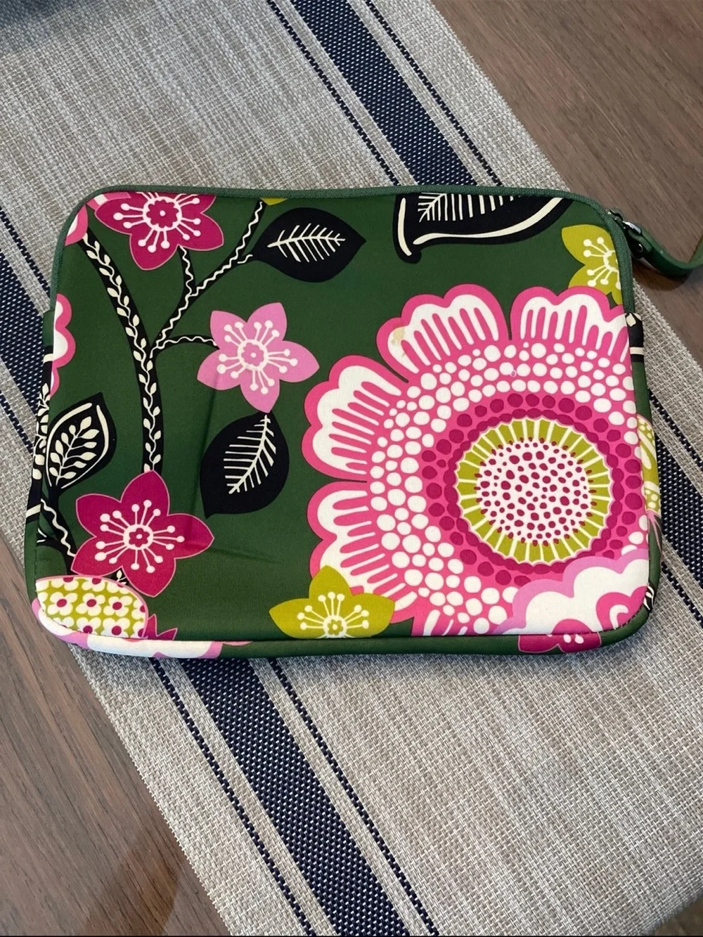 Vera Bradley Green Floral Zip Pouch